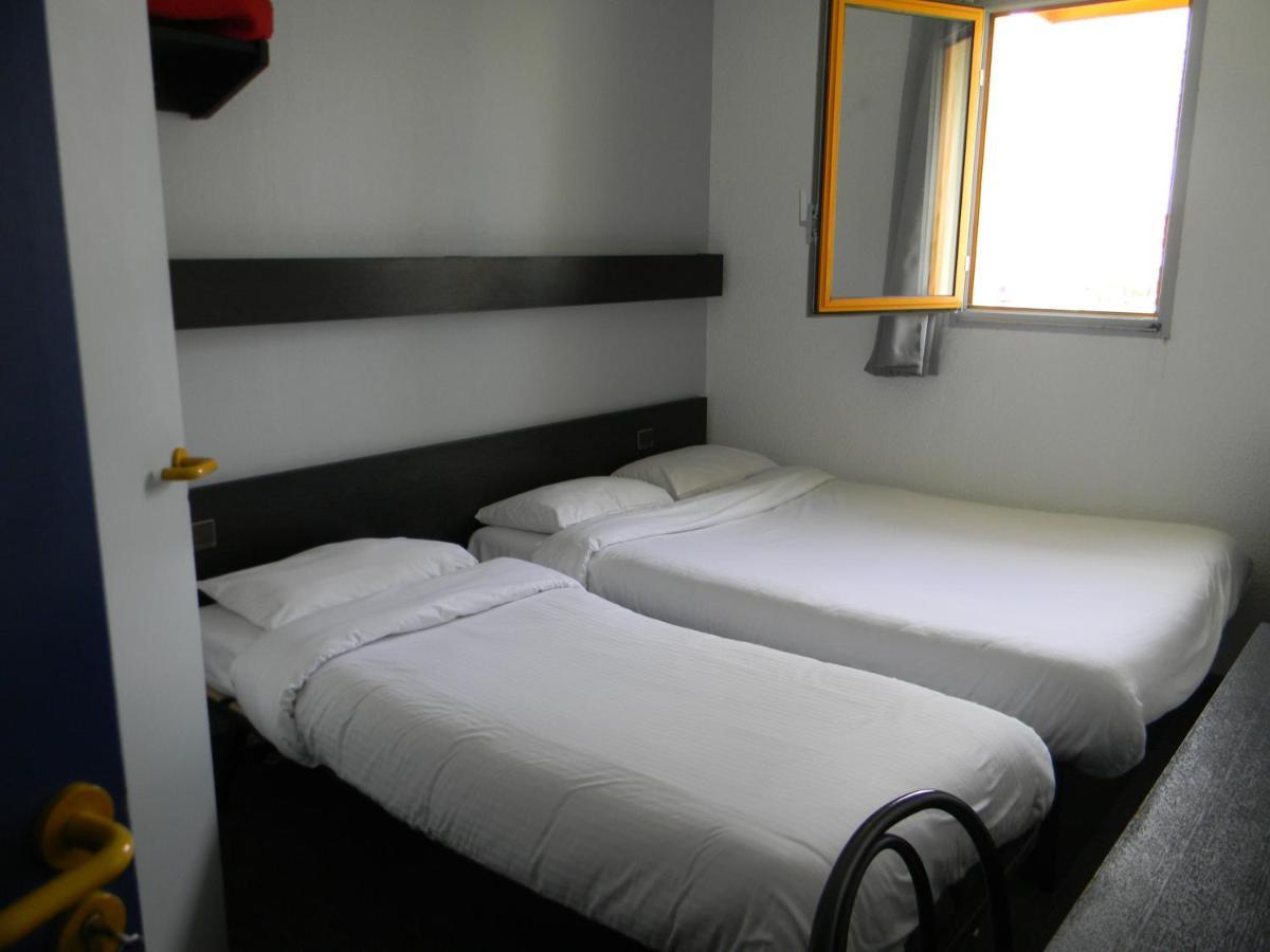 Class-Hotel Poitiers Room photo