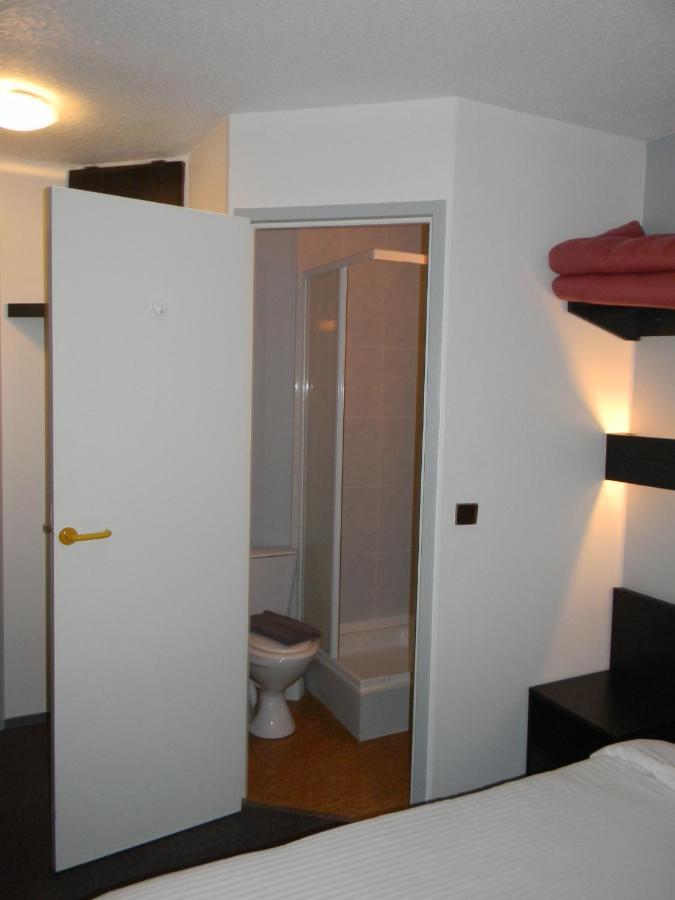 Class-Hotel Poitiers Room photo